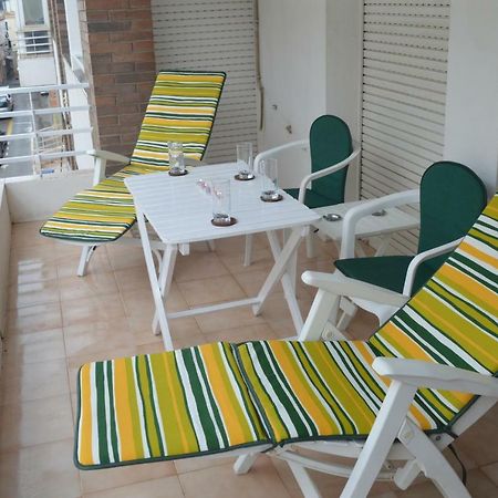 Apartamento Completo 200M Playa Apartment Roses Exterior photo